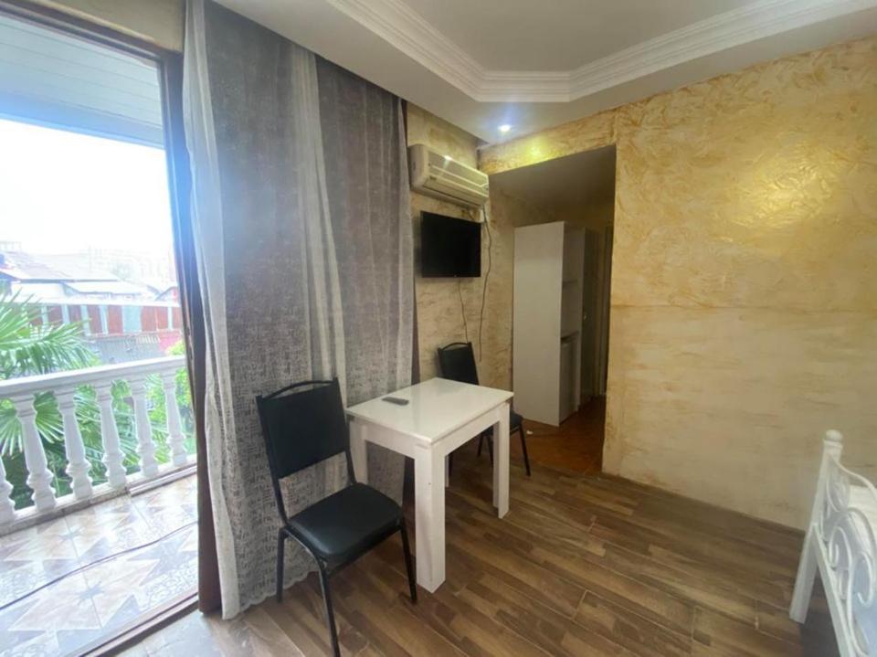 Elite Palace Plus Hotel Batumi Exterior photo